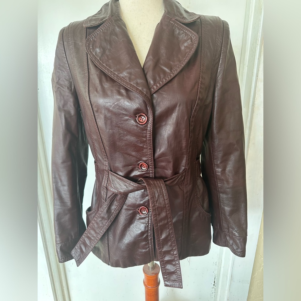 Vintage Nordstrom The Brass Plum Burgundy Leather Jacket Attached Belt Size S - Picture 2 of 8